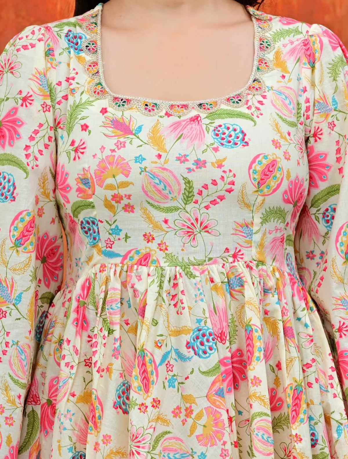 Women Off-White Floral Print Babydoll Peplum Top & Parallel Palazzo Co-Ord Set
