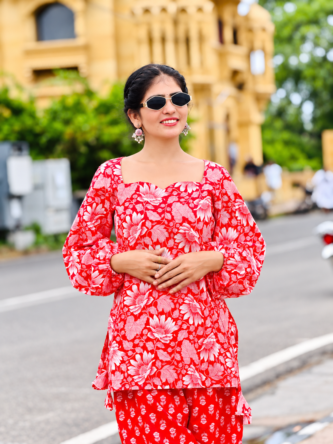 Phoolon Ki Rangat Kurti Set